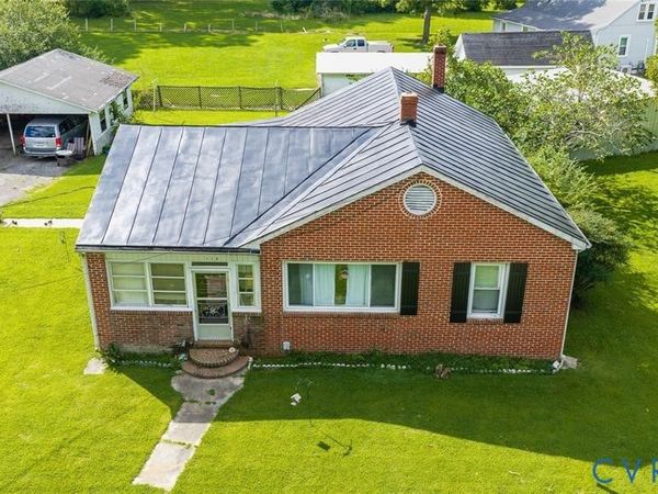 110 Ogden Street , West Point, VA 23181