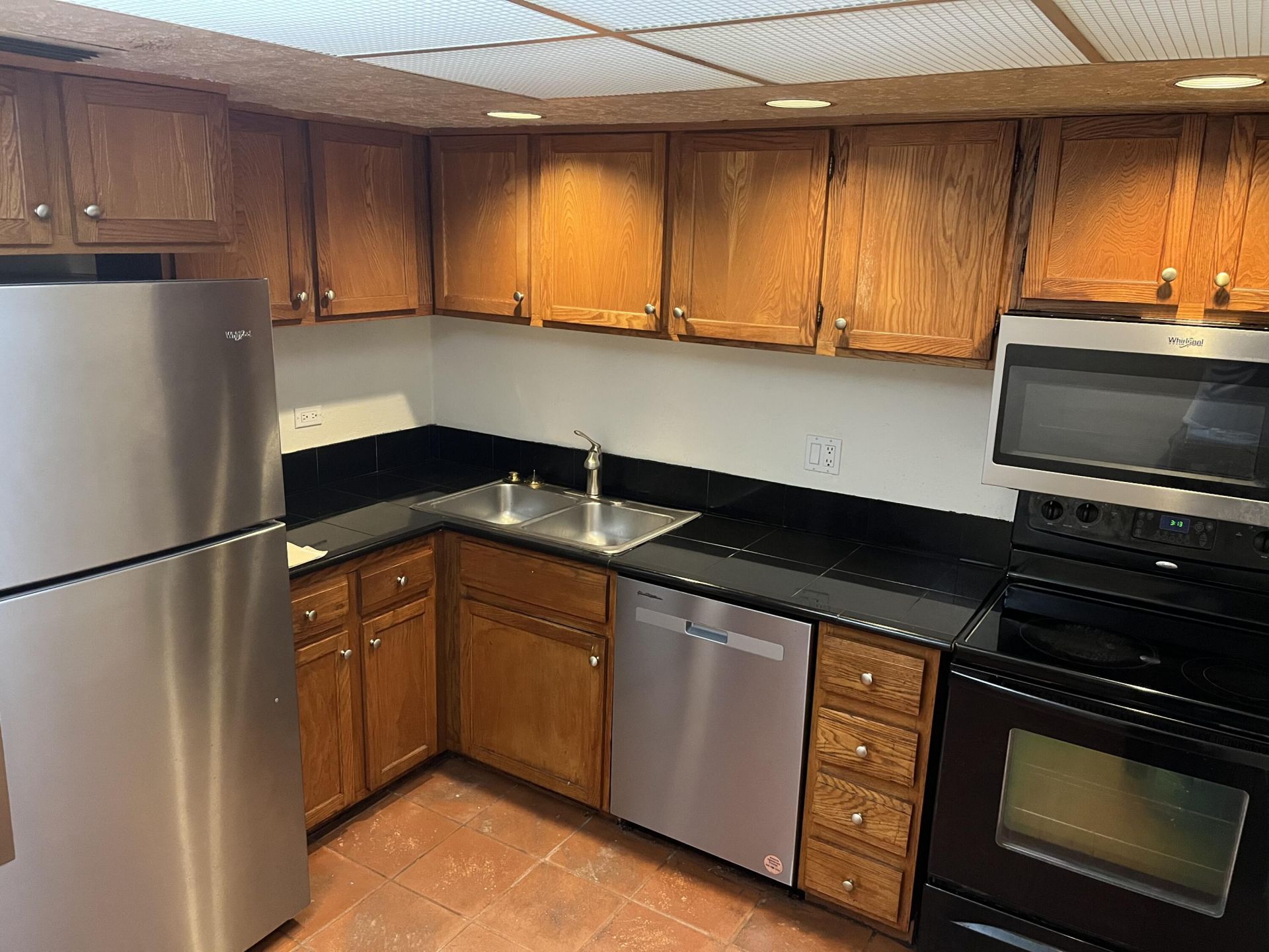 3760 Inverrary Drive, Unit 1T, Lauderhill, FL 33319 Photo