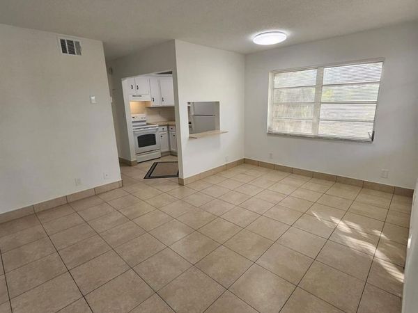 1150 NE 17TH Court, Unit 16, Fort Lauderdale, FL 33305