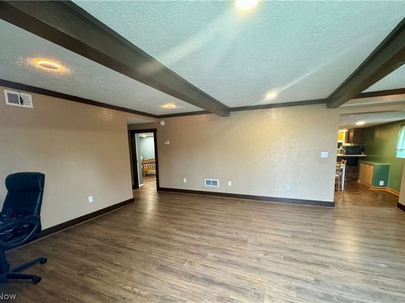 243 Main Street, Unit A, Saint Clairsville, OH 43950 Photo 7