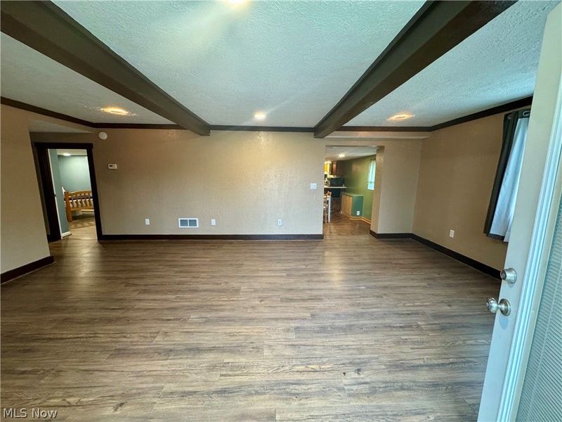 243 Main Street, Unit A, Saint Clairsville, OH 43950 Photo 8