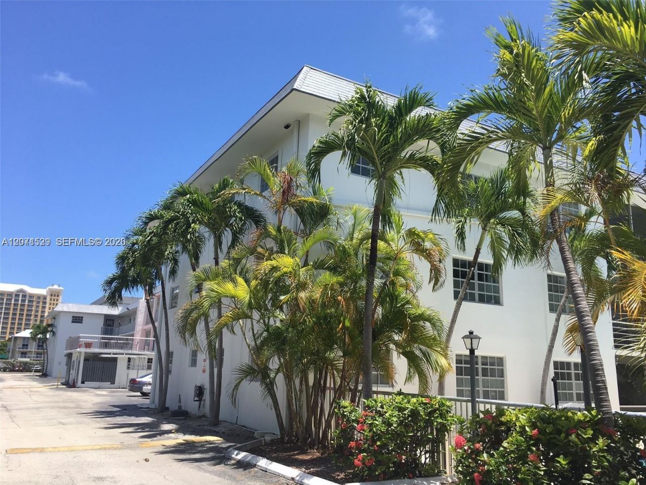 251 Galen Dr , Unit 304E, Key Biscayne, FL 33149 Photo
