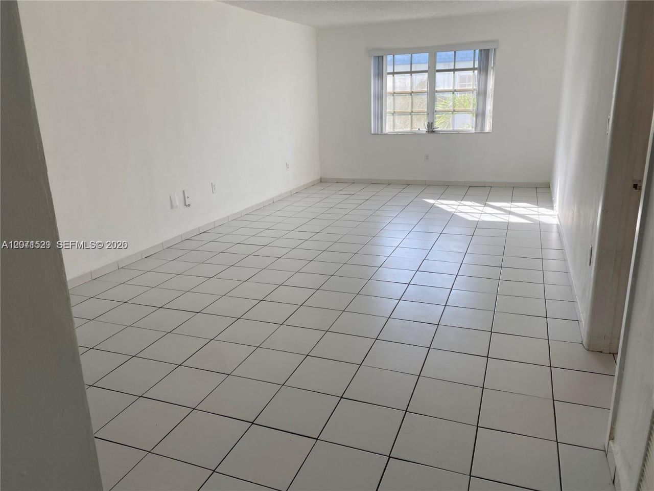 251 Galen Dr , Unit 304E, Key Biscayne, FL 33149 Photo