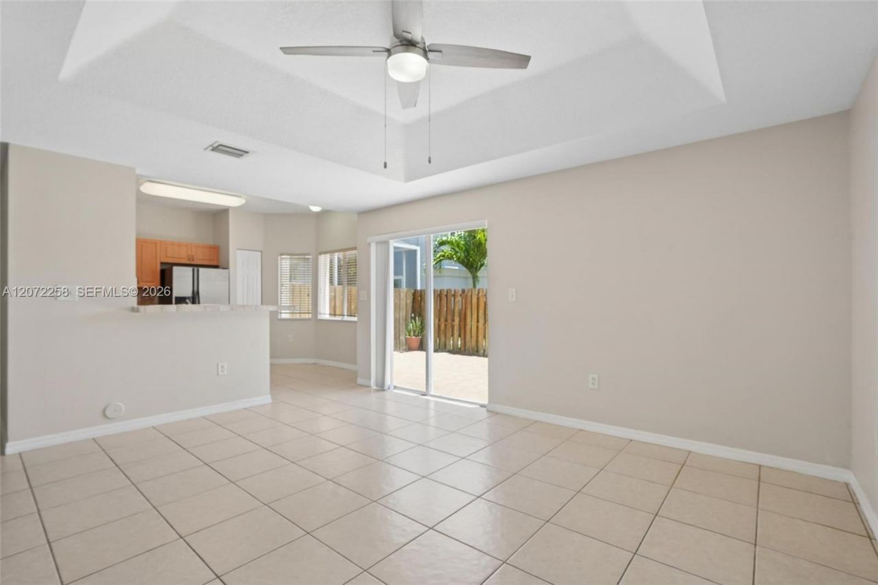 8351 SW 124th Ave, Unit 106, Miami, FL 33183 Photo