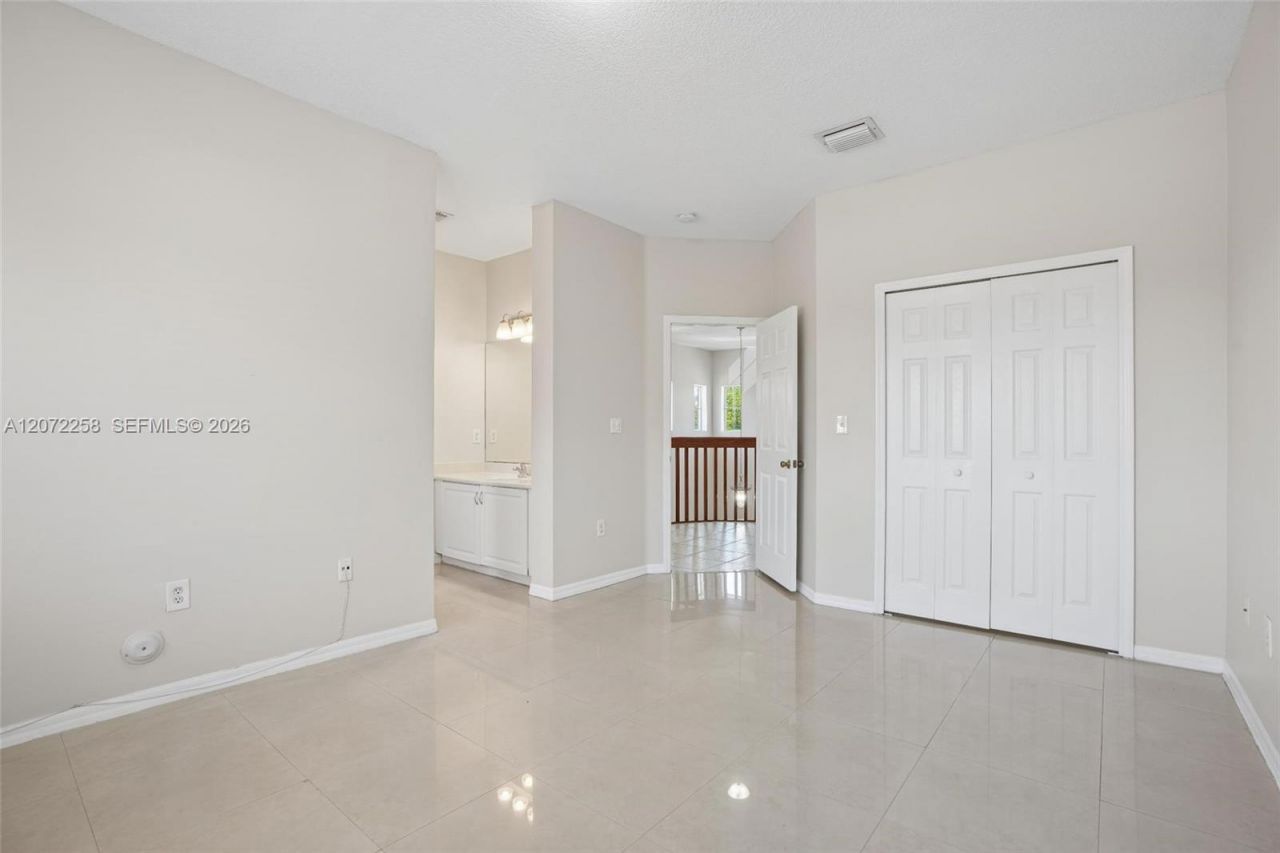 8351 SW 124th Ave, Unit 106, Miami, FL 33183 Photo