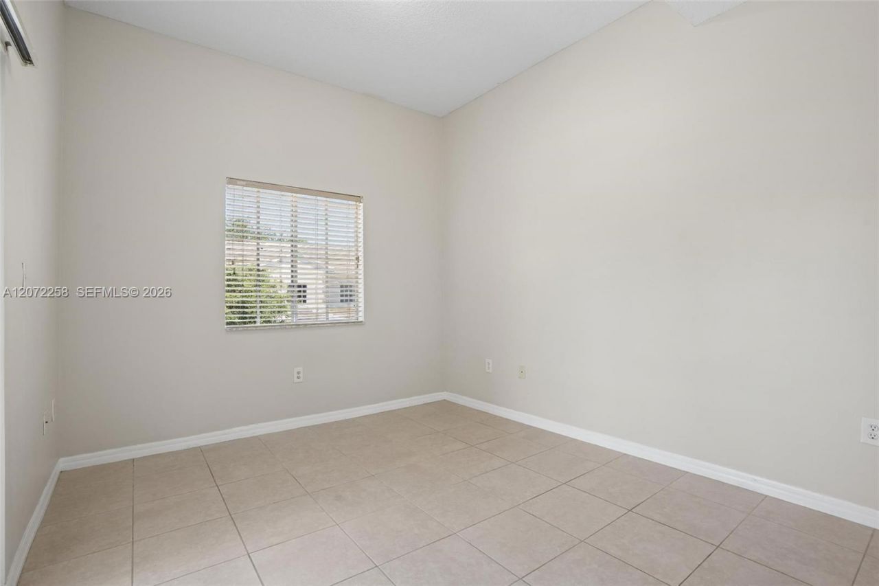 8351 SW 124th Ave, Unit 106, Miami, FL 33183 Photo