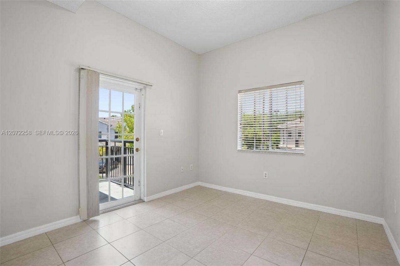 8351 SW 124th Ave, Unit 106, Miami, FL 33183 Photo