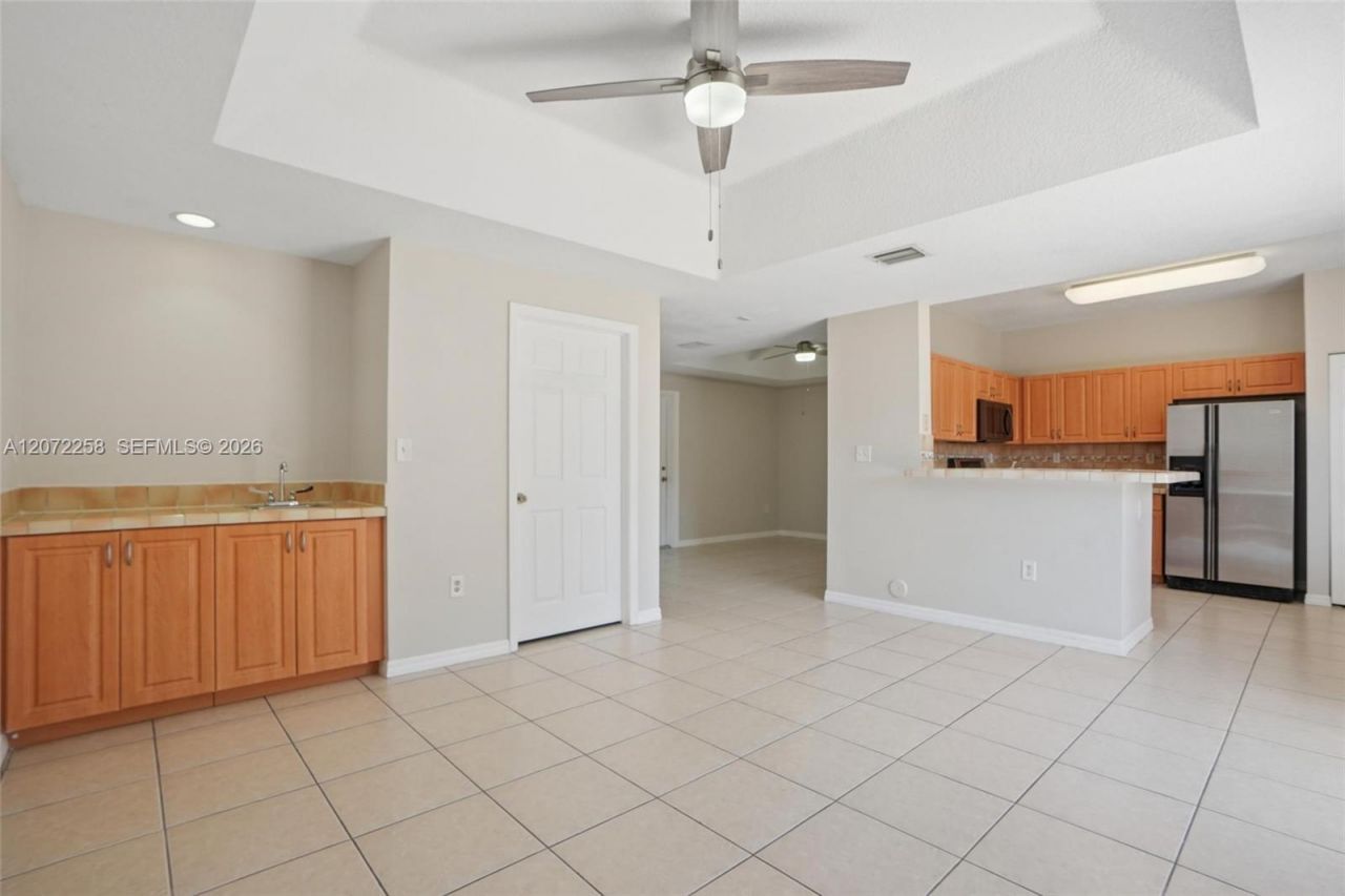 8351 SW 124th Ave, Unit 106, Miami, FL 33183 Photo