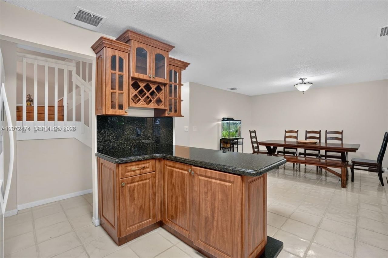 18253 SW 5th St , Pembroke Pines, FL 33029 Photo