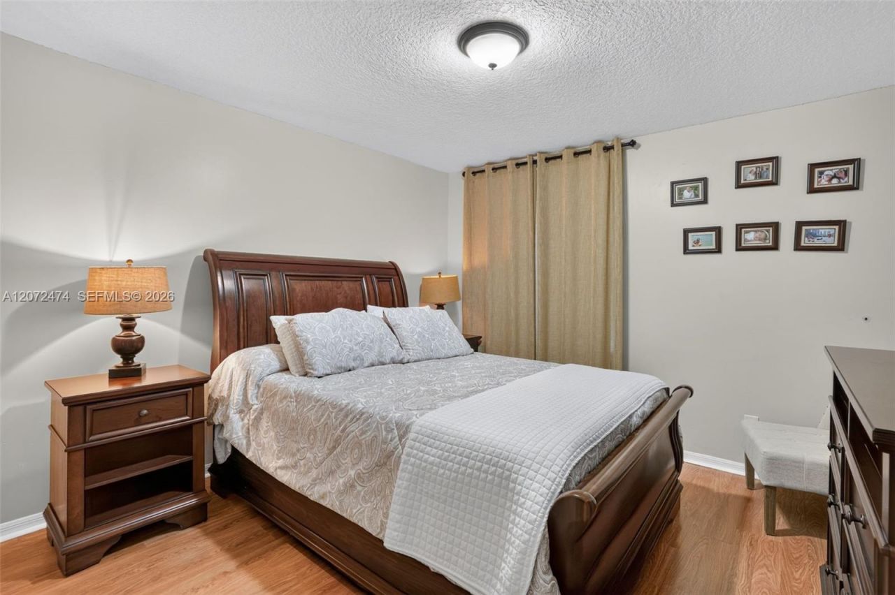18253 SW 5th St , Pembroke Pines, FL 33029 Photo