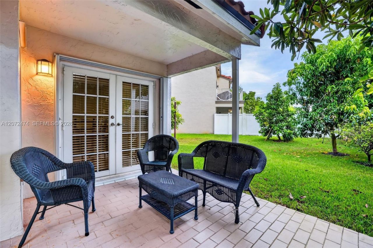18253 SW 5th St , Pembroke Pines, FL 33029 Photo