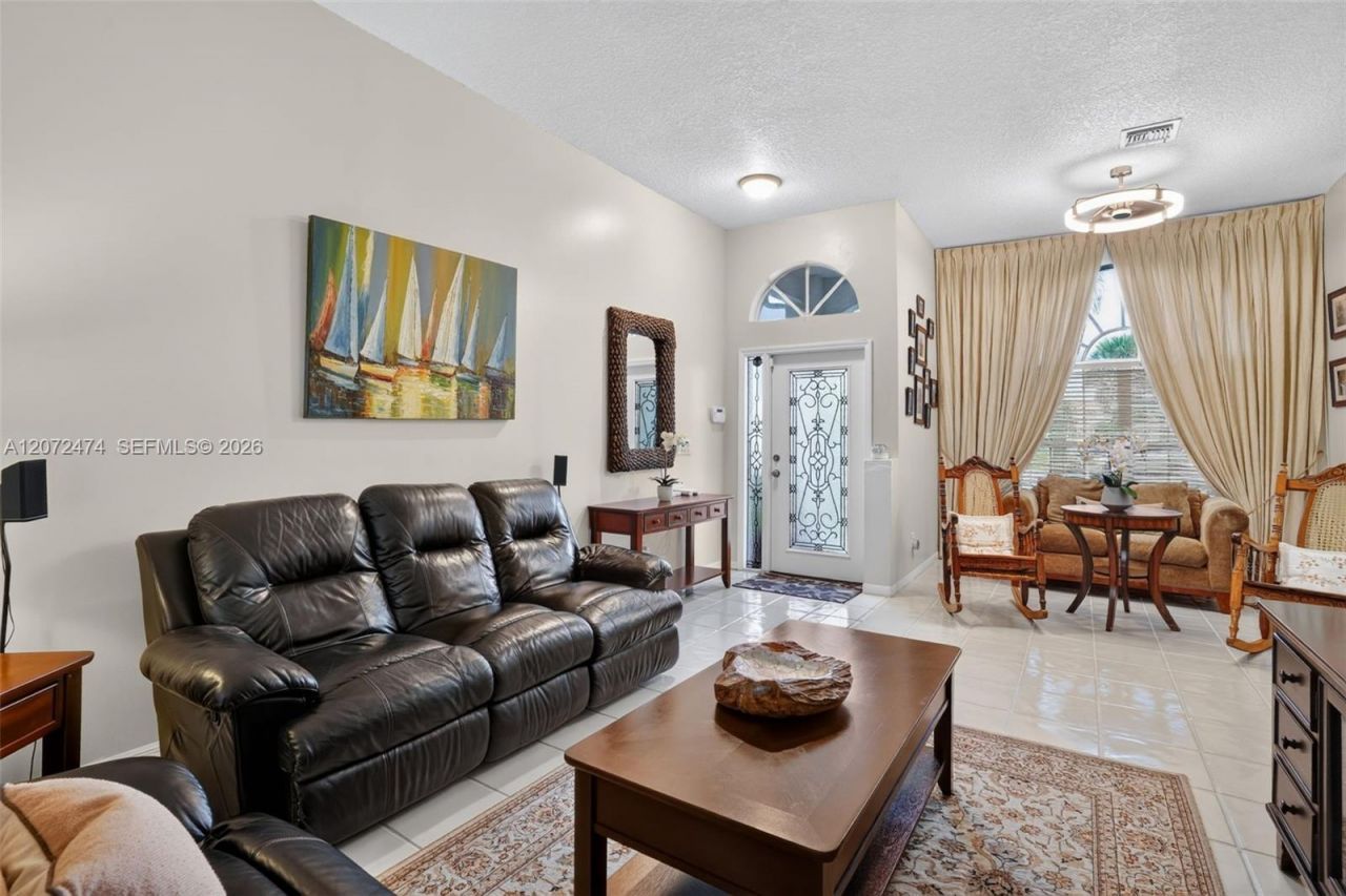18253 SW 5th St , Pembroke Pines, FL 33029 Photo