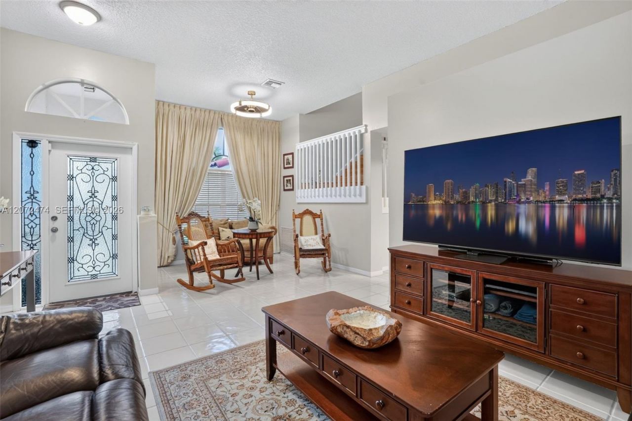 18253 SW 5th St , Pembroke Pines, FL 33029 Photo
