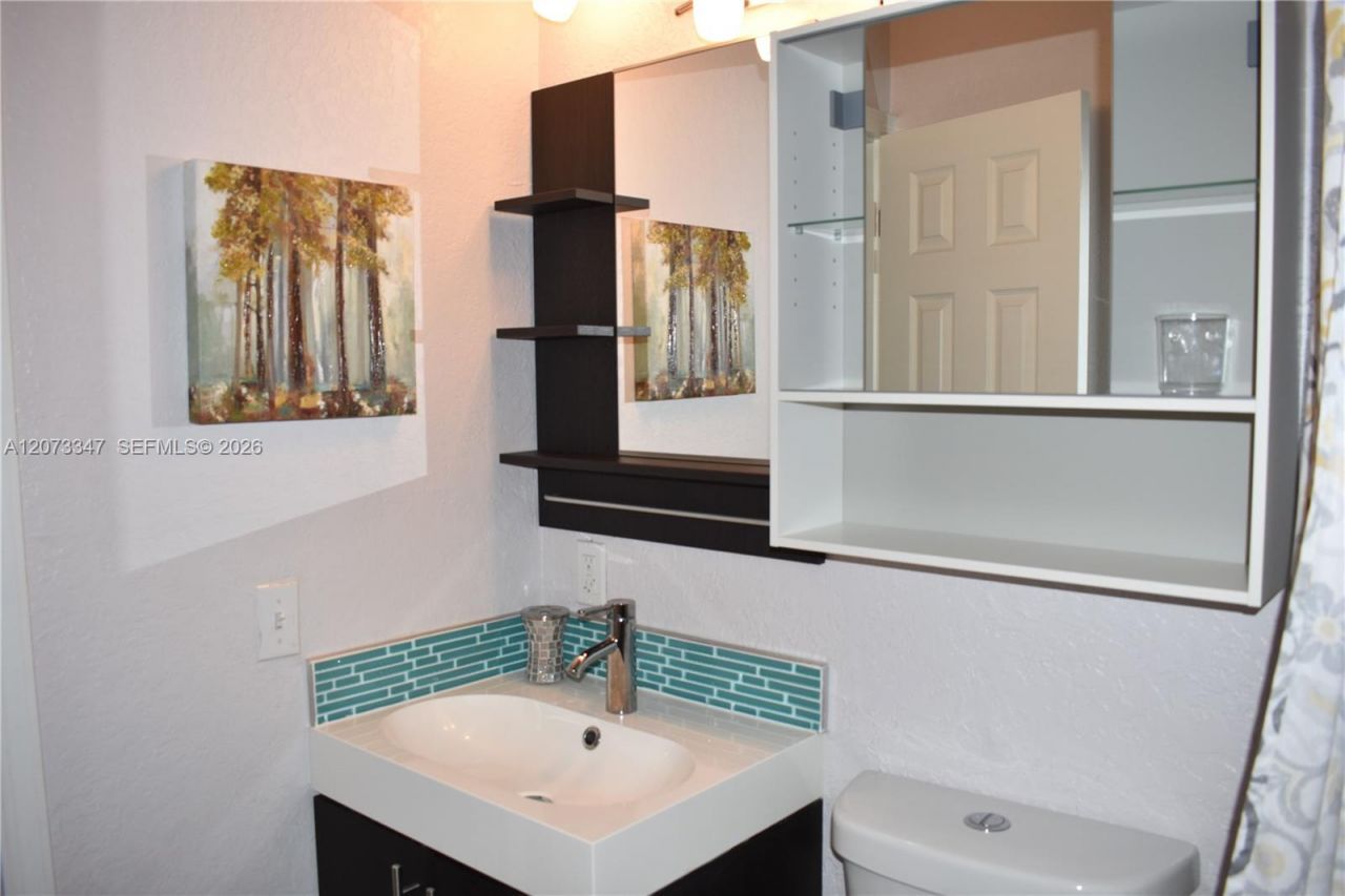 1435 SW 82nd Pl , Unit N/A, Miami, FL 33144 Photo