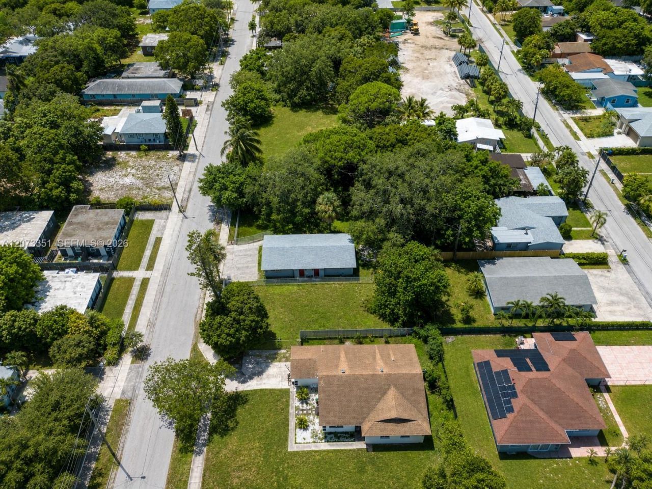 429 NW 14th Ave , Fort Lauderdale, FL 33311 Photo