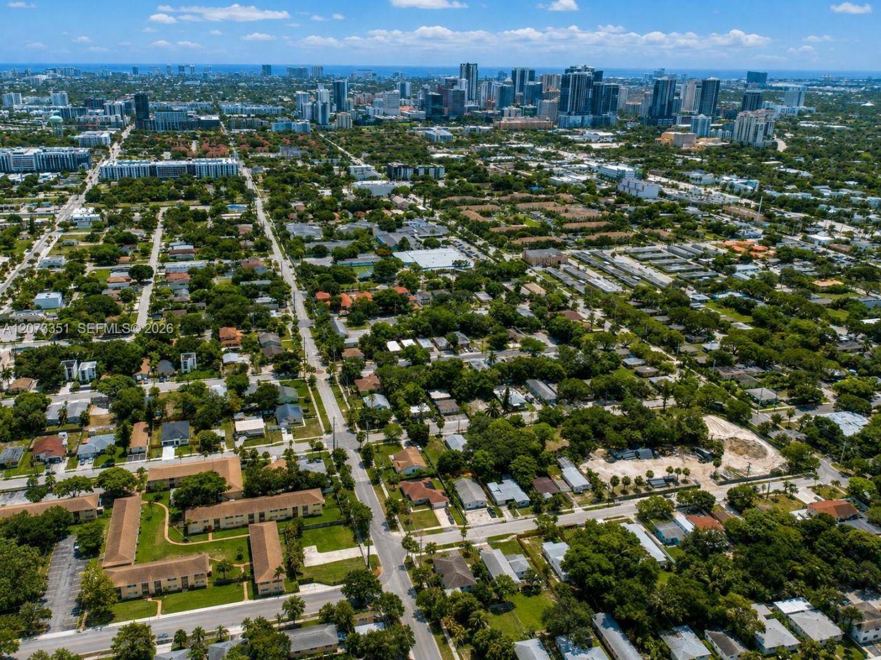 429 NW 14th Ave , Fort Lauderdale, FL 33311 Photo