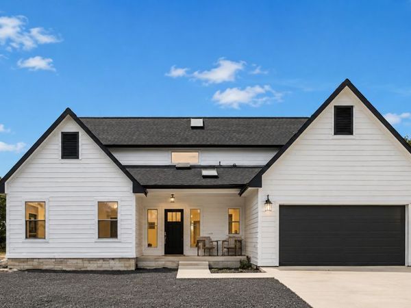 1090 Arcadia, Canyon Lake, TX 78133