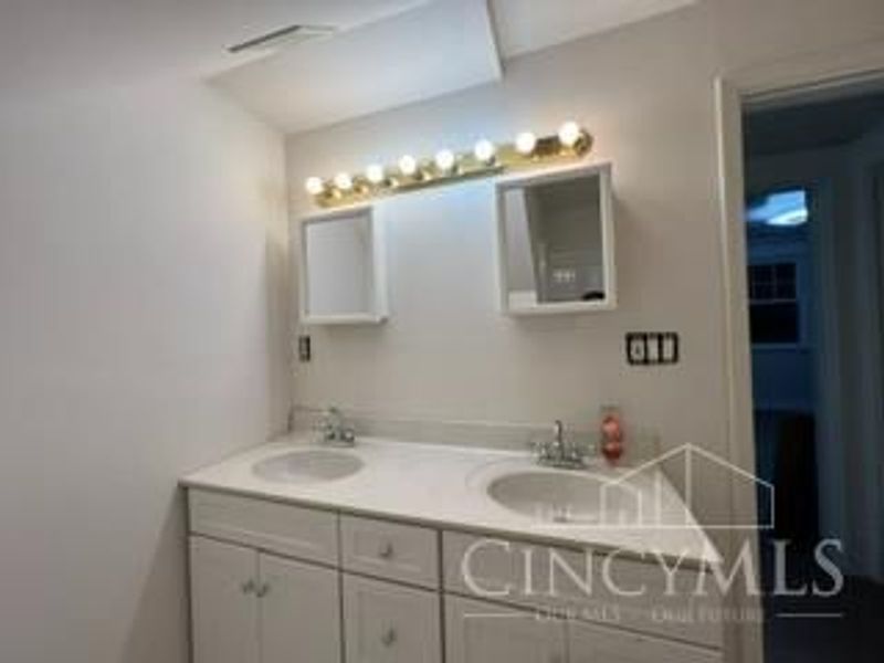 310 Westview Avenue, Lockland, OH 45215 Photo 10