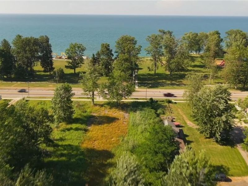 5090 Lake Road E, Unit 2, Geneva on the Lake, OH 44010 Photo 12