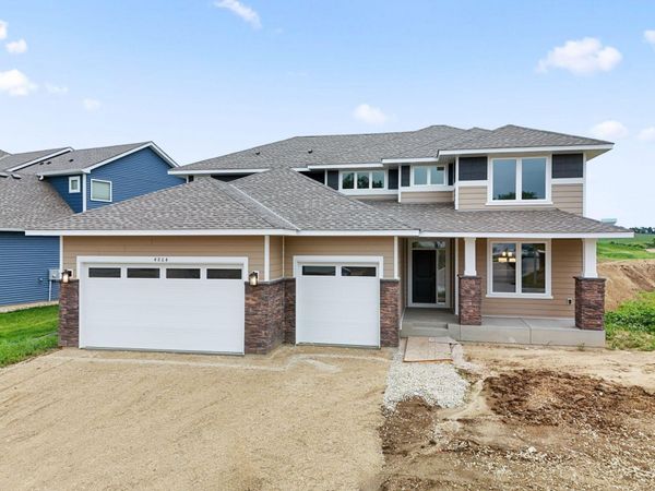 4864 Noble Drive NW, Rochester, MN 55901