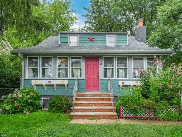 41 Dacotah Ave, Parsippany-Troy Hills, NJ 07034