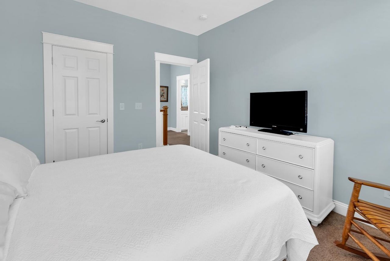 7855 N Ocean Blvd. Photo 9