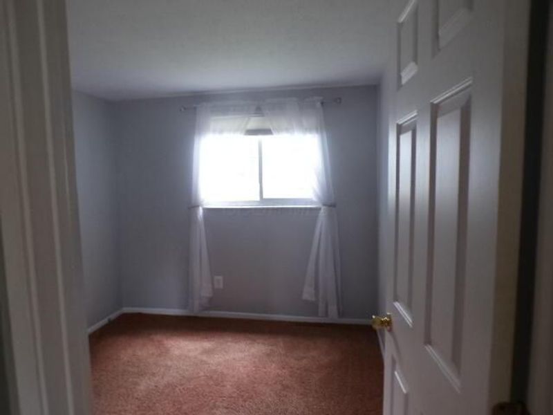 2388 Halkirk Street S, Columbus, OH 43229 Photo 9