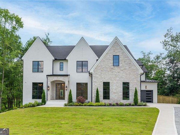 290 Christopher Robin Road, Alpharetta, GA 30005