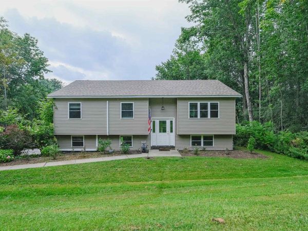 50 Wickham Lane, Wallingford, VT 05773