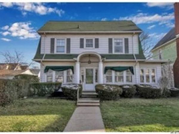 1115 20th Street , Niagara Falls, NY 14301