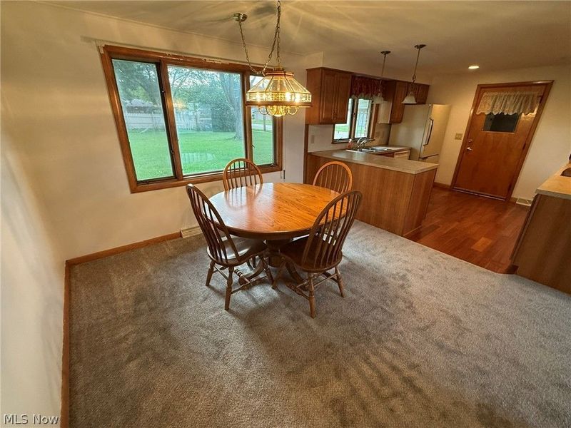 1104 S Broadway Street , New Philadelphia, OH 44663 Photo 6