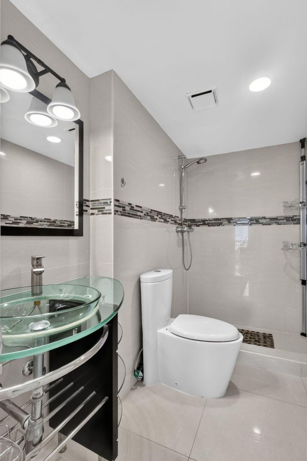 2500 NE 135th Street, Unit C1011, North Miami, FL 33181 Photo