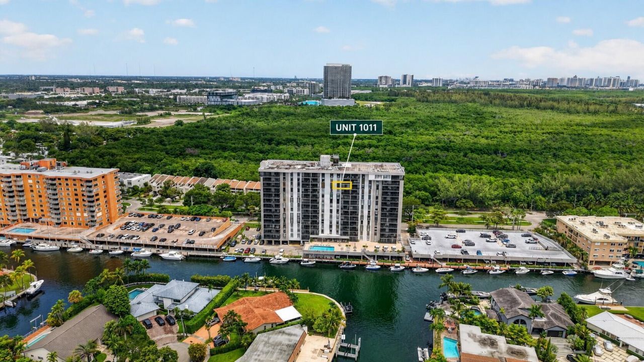 2500 NE 135th Street, Unit C1011, North Miami, FL 33181 Photo