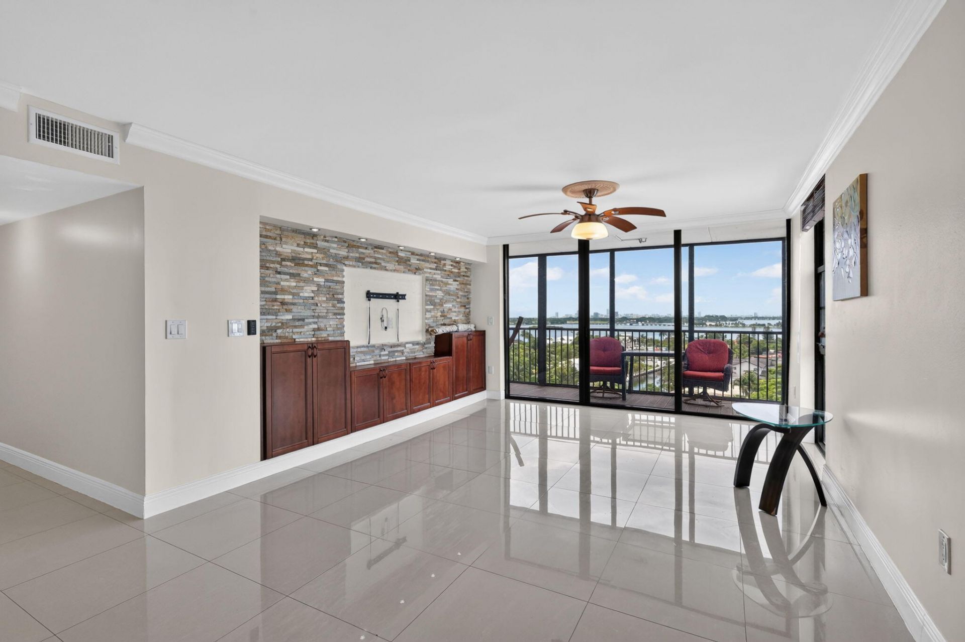 2500 NE 135th Street, Unit C1011, North Miami, FL 33181 Photo
