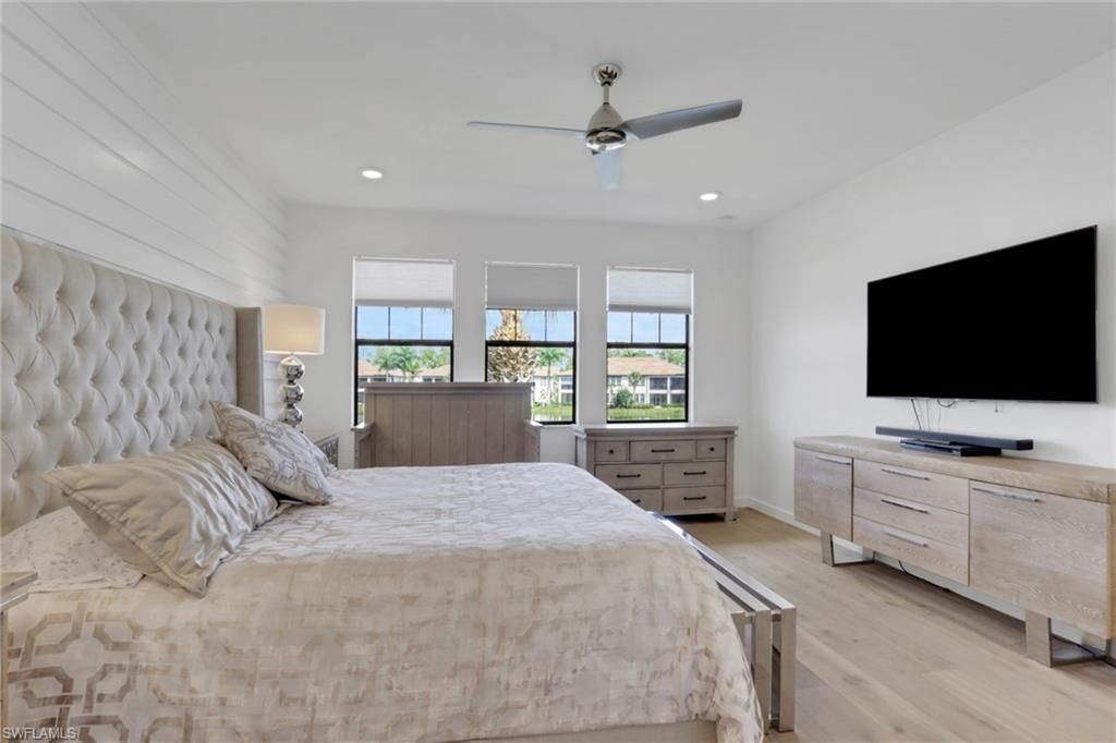 15161 Palmer Lake Cir , Unit 202, Naples, FL 34109 Photo