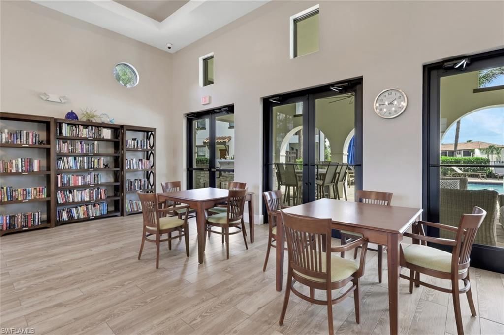 15161 Palmer Lake Cir , Unit 202, Naples, FL 34109 Photo