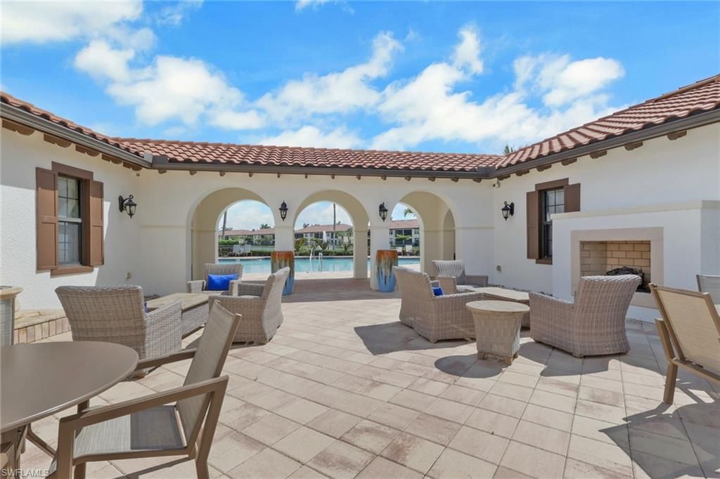 15161 Palmer Lake Cir , Unit 202, Naples, FL 34109 Photo