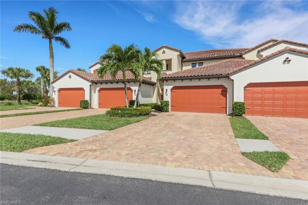 15161 Palmer Lake Cir , Unit 202, Naples, FL 34109 Photo