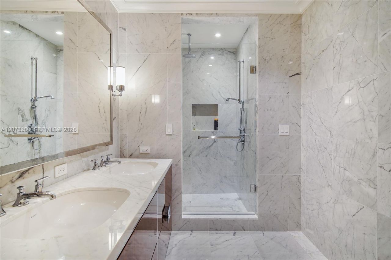 15701 Collins Ave , Unit 4101, Sunny Isles Beach, FL 33160 Photo