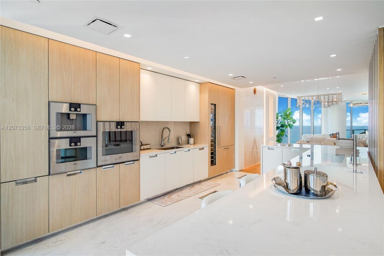 15701 Collins Ave , Unit 4101, Sunny Isles Beach, FL 33160 Photo