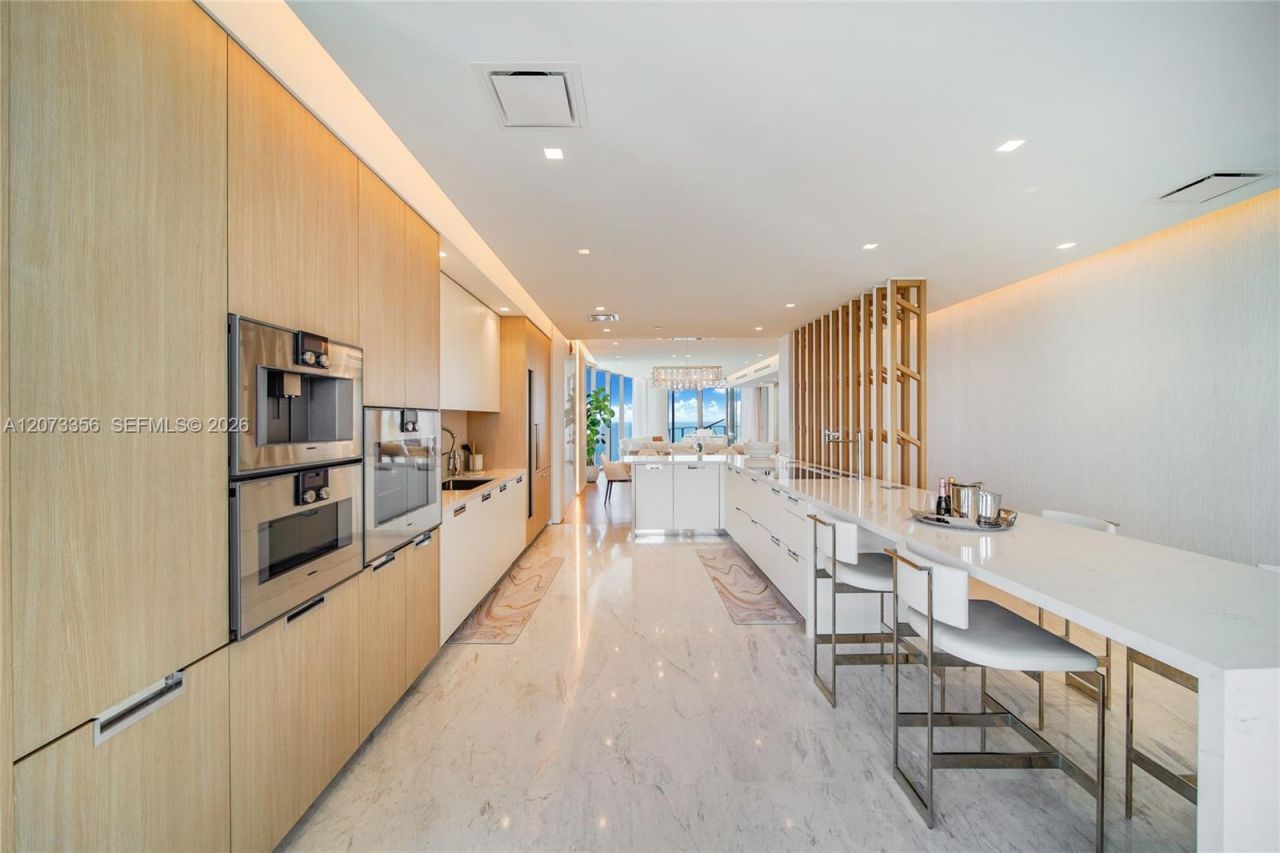 15701 Collins Ave , Unit 4101, Sunny Isles Beach, FL 33160 Photo