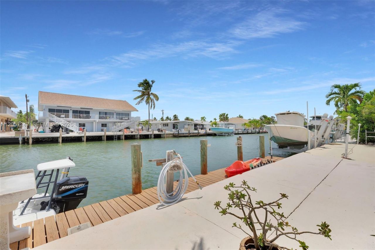 350 11th St , Key Colony, FL 33051 Photo