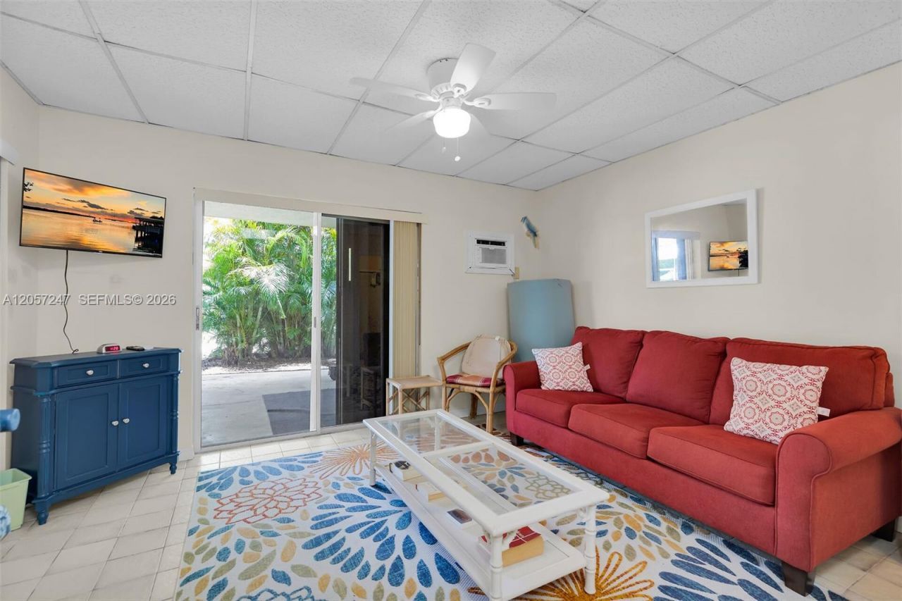 350 11th St , Key Colony, FL 33051 Photo