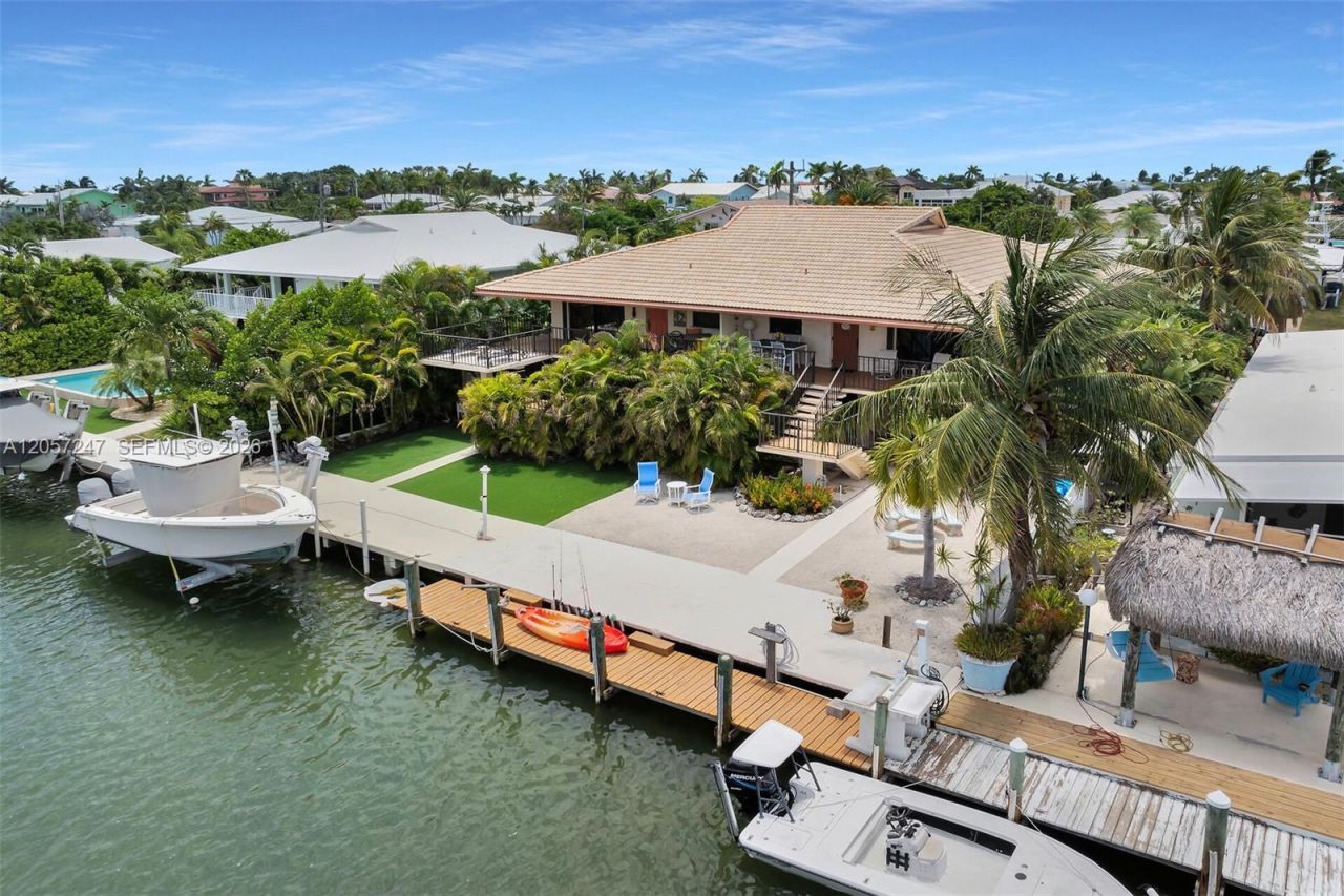 350 11th St , Key Colony, FL 33051 Photo