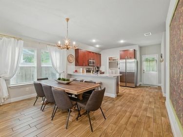 2409 Ross Avenue, Fort Worth, TX 76164