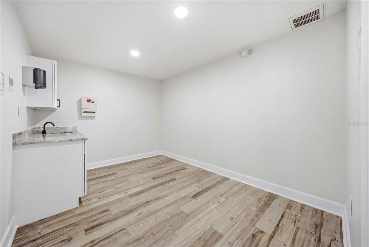 4911 State Road 54, New Port Richey, FL 34652 Photo