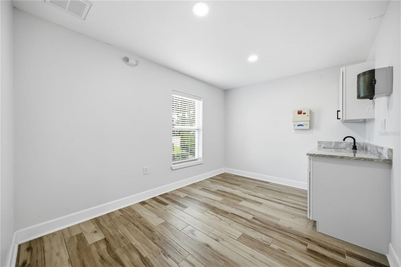 4911 State Road 54, New Port Richey, FL 34652 Photo