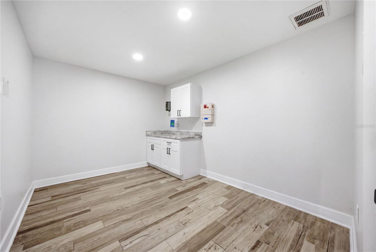 4911 State Road 54, New Port Richey, FL 34652 Photo