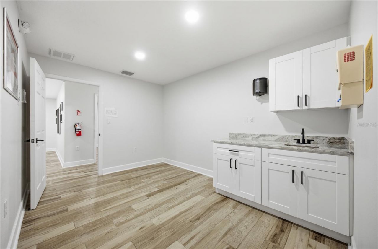 4911 State Road 54, New Port Richey, FL 34652 Photo