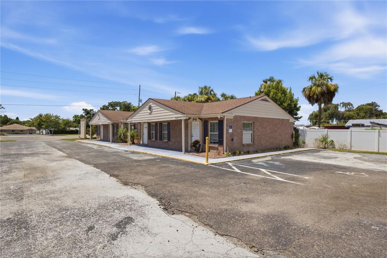 4911 State Road 54, New Port Richey, FL 34652 Photo